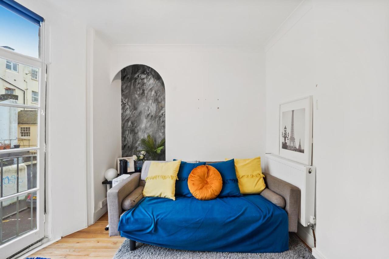 Modern One Bedroom Apartments In Brighton Exterior foto